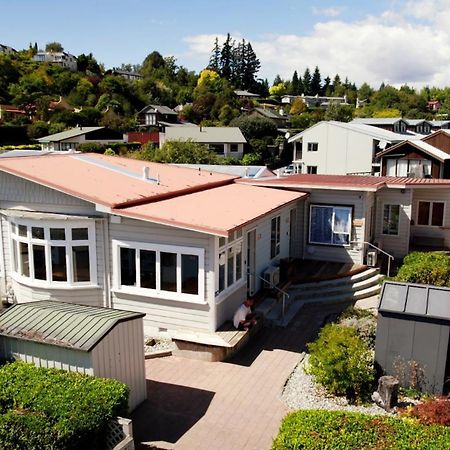 Adventure Wanaka Hostel ภายนอก รูปภาพ