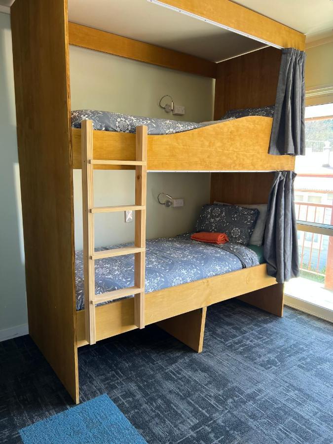 Adventure Wanaka Hostel ภายนอก รูปภาพ